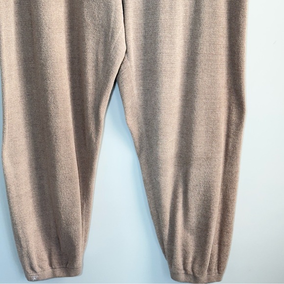 Barefoot Dreams CozyChic Ultra Light Fleece Drawstring Lounge Joggers Size 2X - Picture 7 of 14